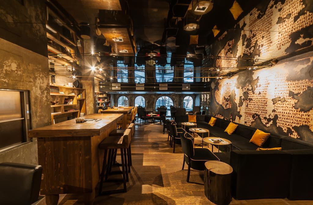 Hotel Hemera Podgorica Bagian luar foto Interior of a Starbucks Reserve store in Seoul, South Korea