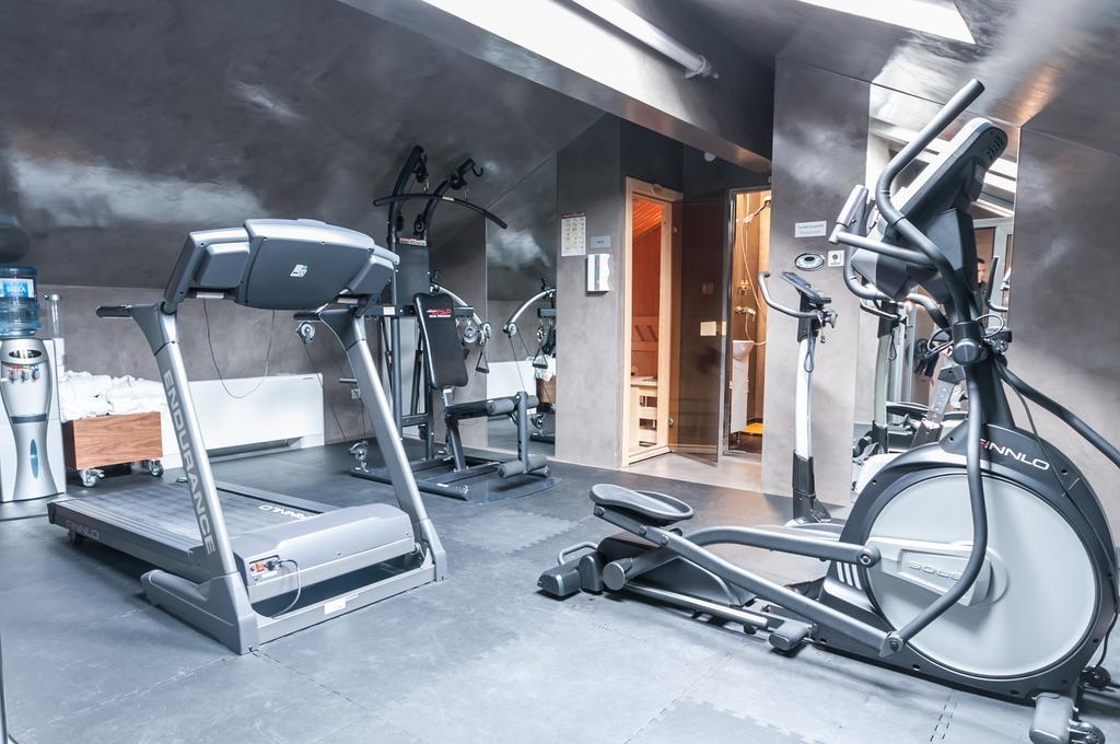 Hotel Hemera Podgorica Bagian luar foto A gym