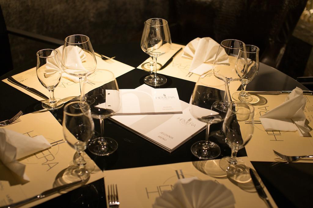 Hotel Hemera Podgorica Bagian luar foto A table set for a wine tasting